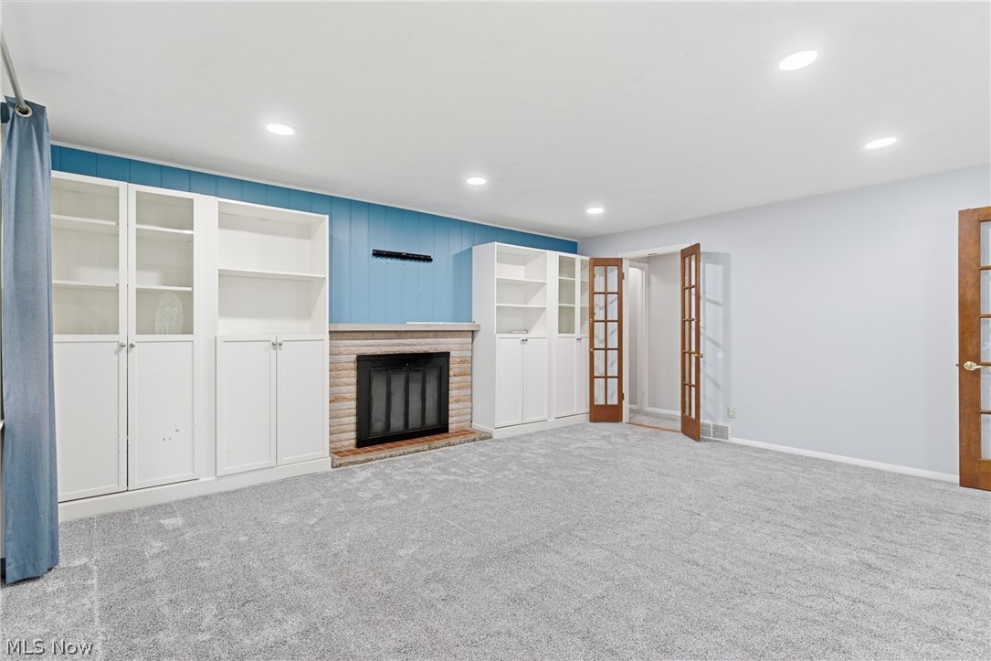 537 Randall Road Elyria OH 44035
