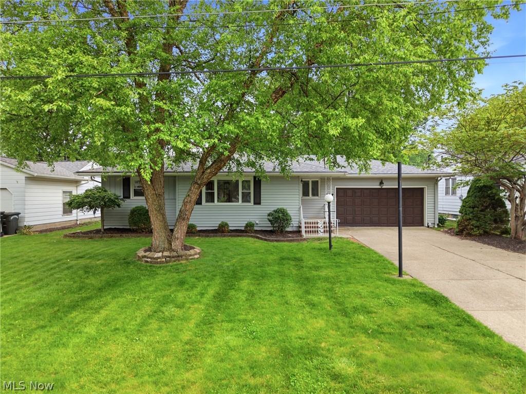 537 Randall Road Elyria OH 44035