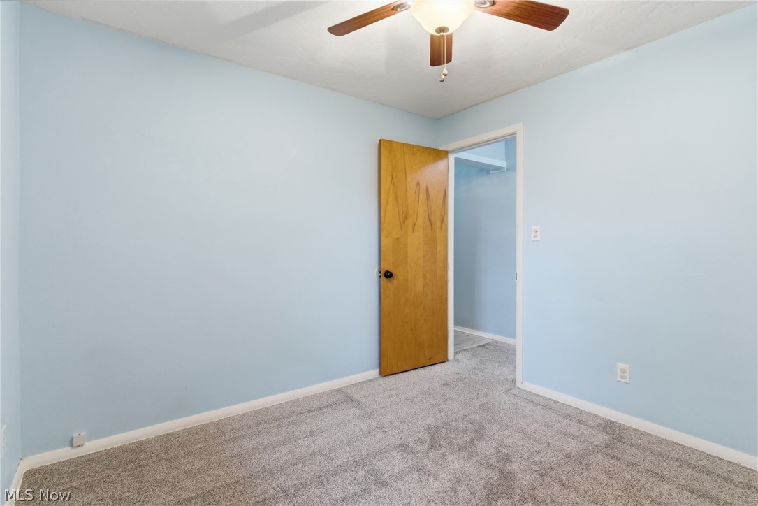 537 Randall Road Elyria OH 44035