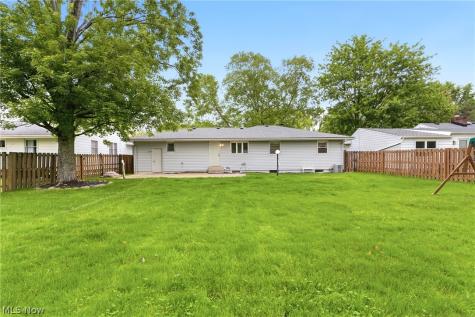 537 Randall Road Elyria OH 44035