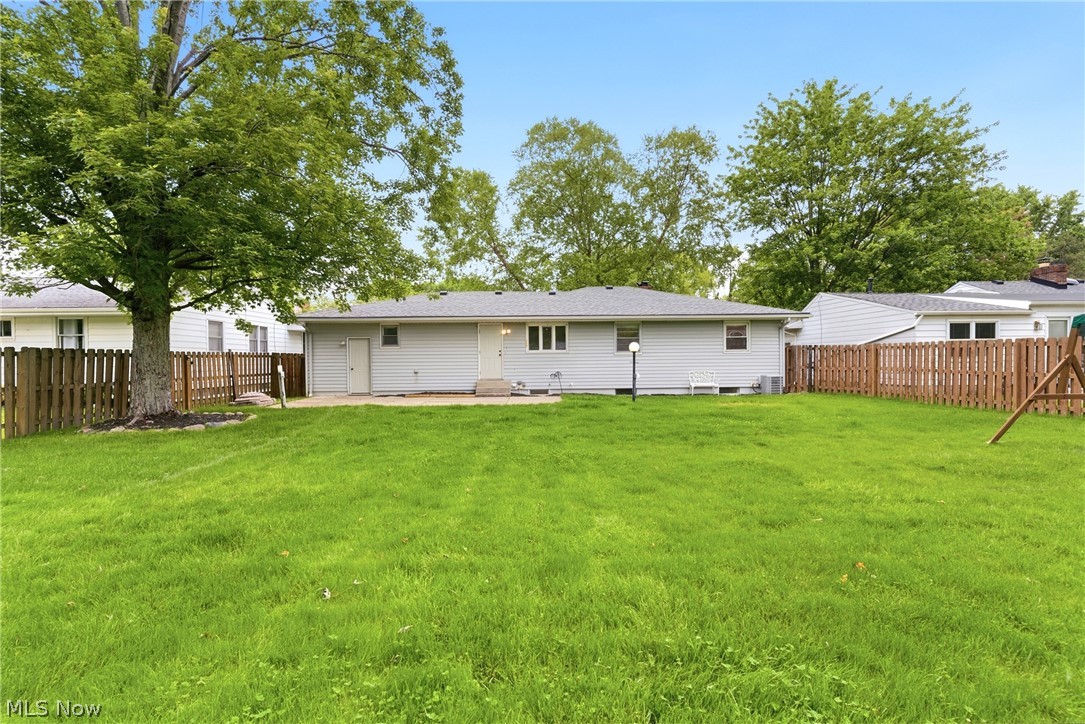 537 Randall Road Elyria OH 44035