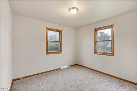 4095 Kirk Road Youngstown OH 44511