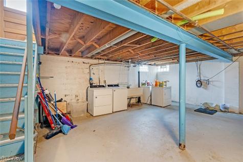 4095 Kirk Road Youngstown OH 44511