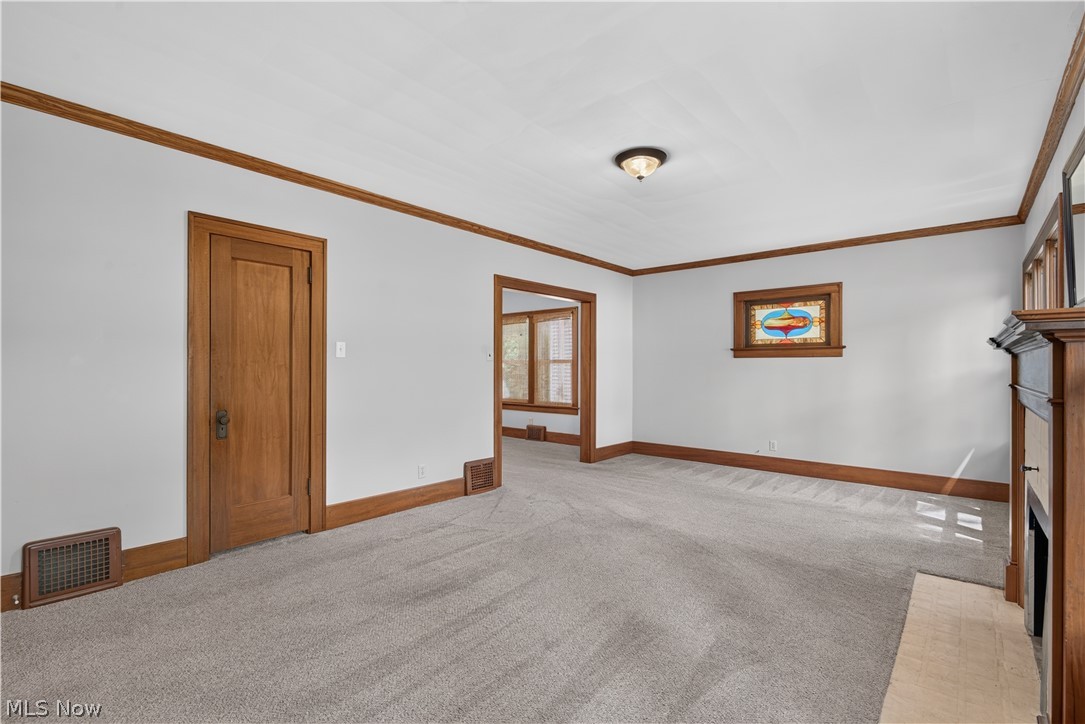 862 Lakeview Drive Lorain OH 44052