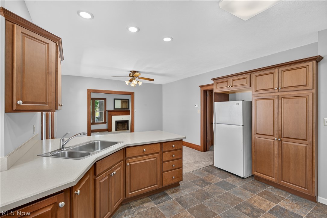 862 Lakeview Drive Lorain OH 44052