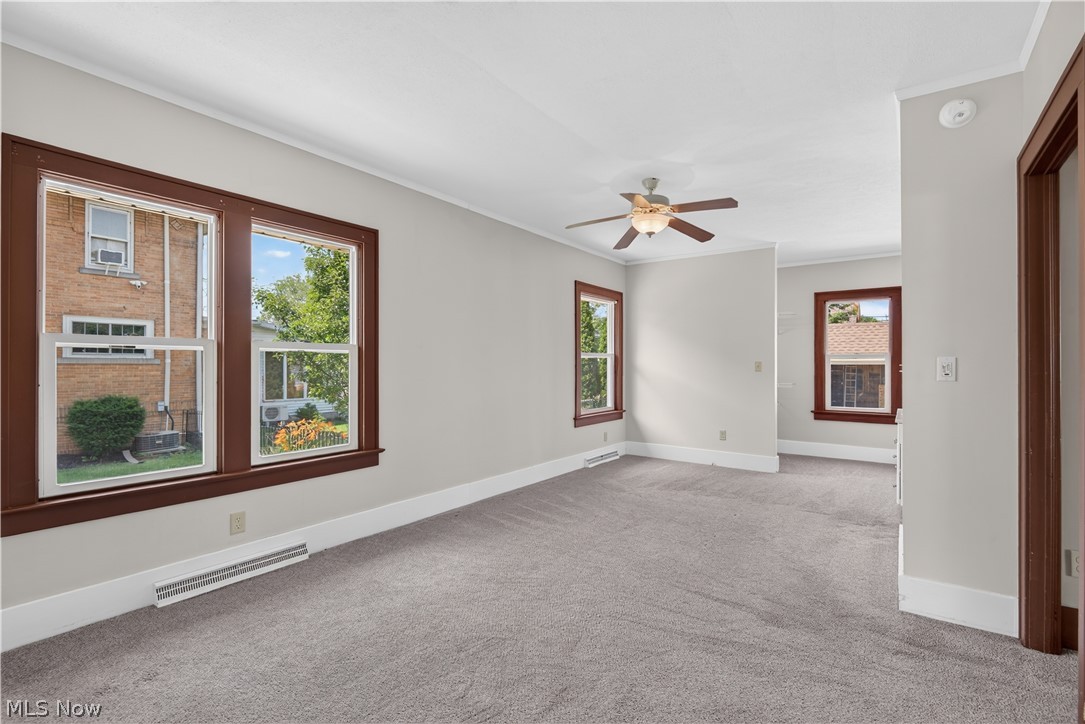 862 Lakeview Drive Lorain OH 44052