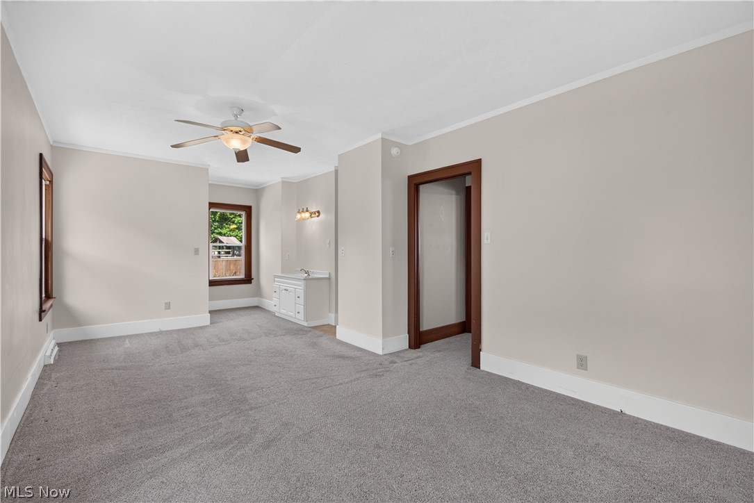 862 Lakeview Drive Lorain OH 44052