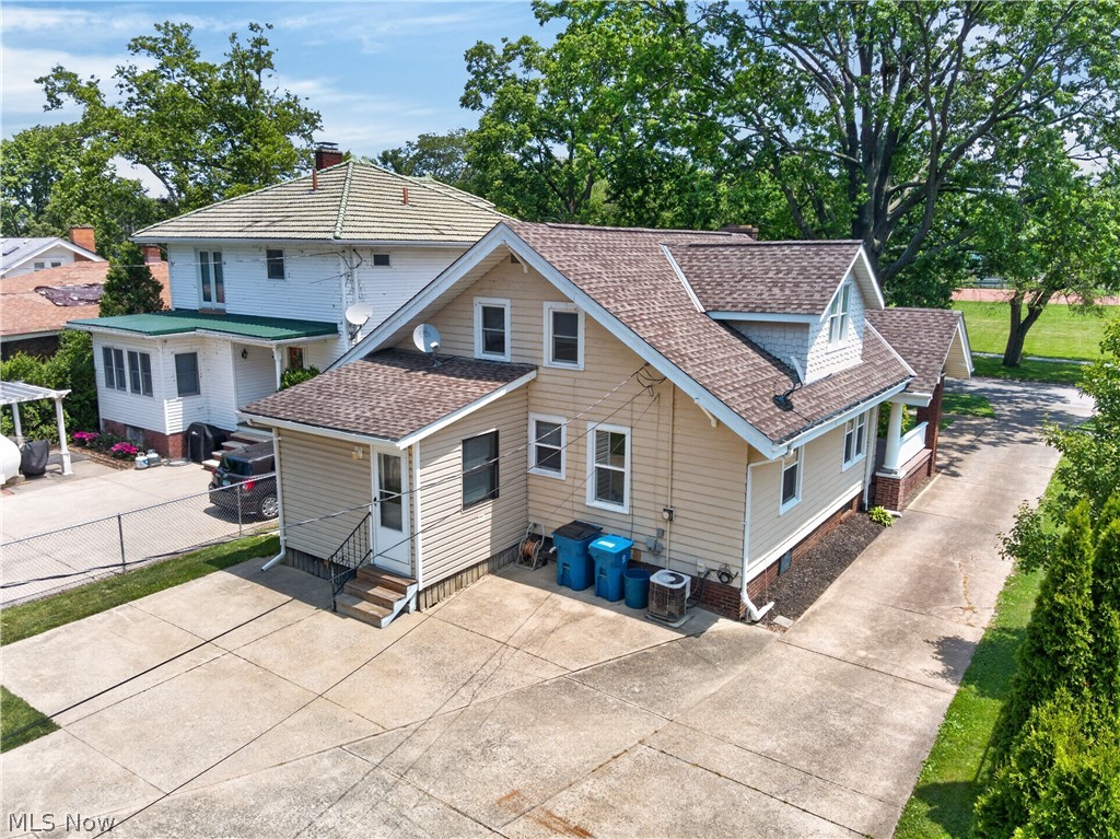 862 Lakeview Drive Lorain OH 44052