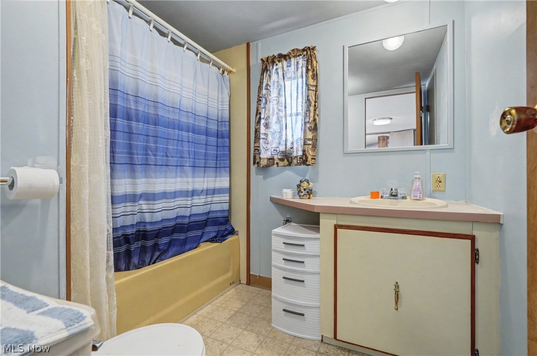 1517 Lady Anne Streetsboro OH 44241