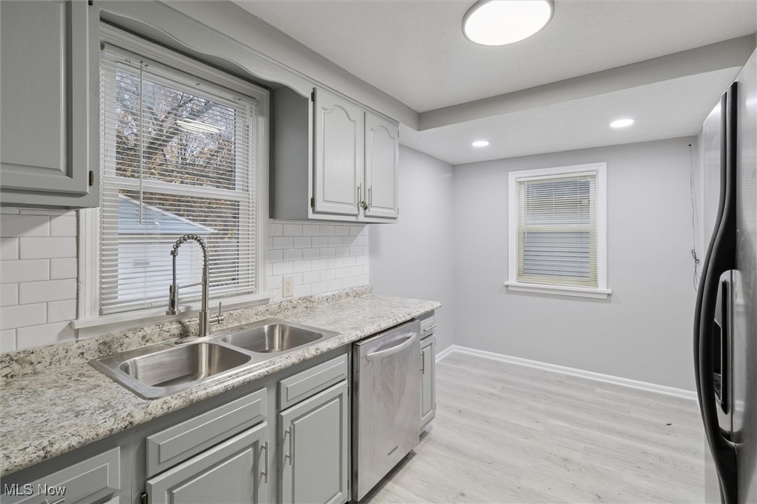 14104 Saybrook Avenue Cleveland OH 44105