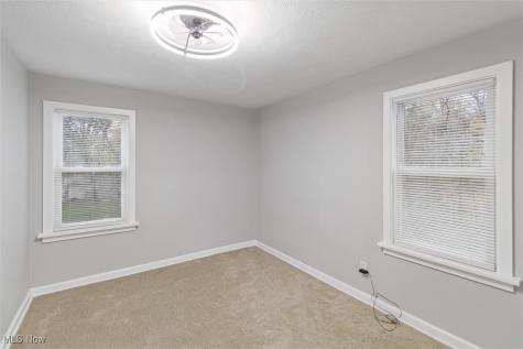 14104 Saybrook Avenue Cleveland OH 44105