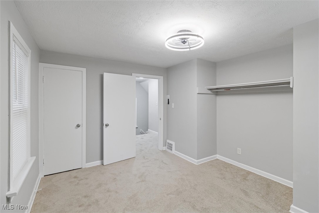 14104 Saybrook Avenue Cleveland OH 44105