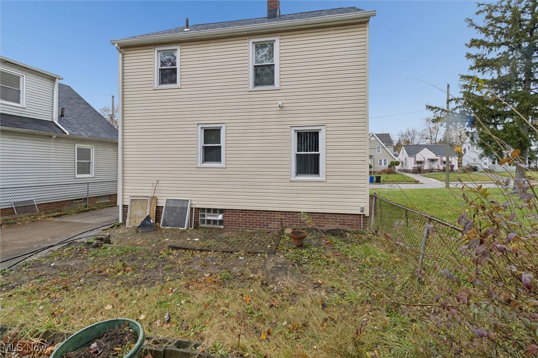 14104 Saybrook Avenue Cleveland OH 44105
