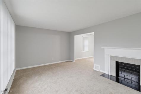 14104 Saybrook Avenue Cleveland OH 44105
