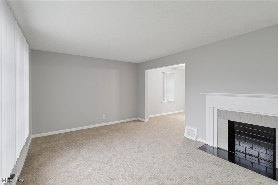 14104 Saybrook Avenue Cleveland OH 44105