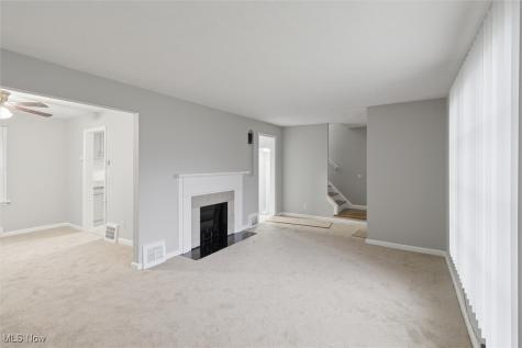 14104 Saybrook Avenue Cleveland OH 44105