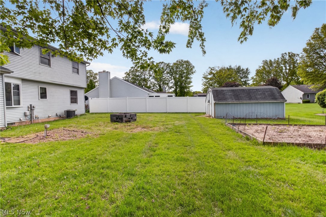 438 Hampton Drive Elyria OH 44035
