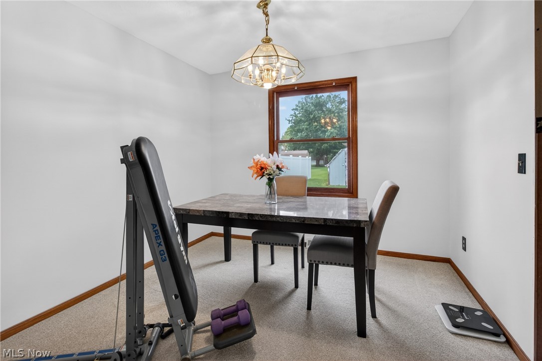 438 Hampton Drive Elyria OH 44035