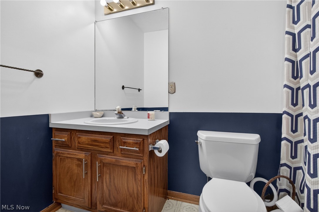 438 Hampton Drive Elyria OH 44035