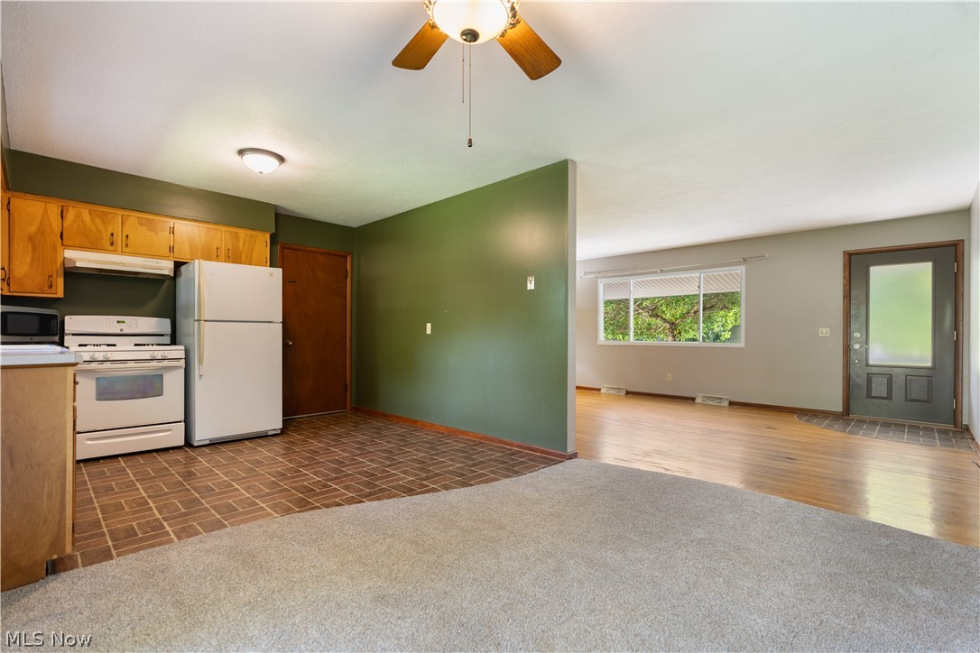 7505 Ivydale Avenue NW North Canton OH 44720