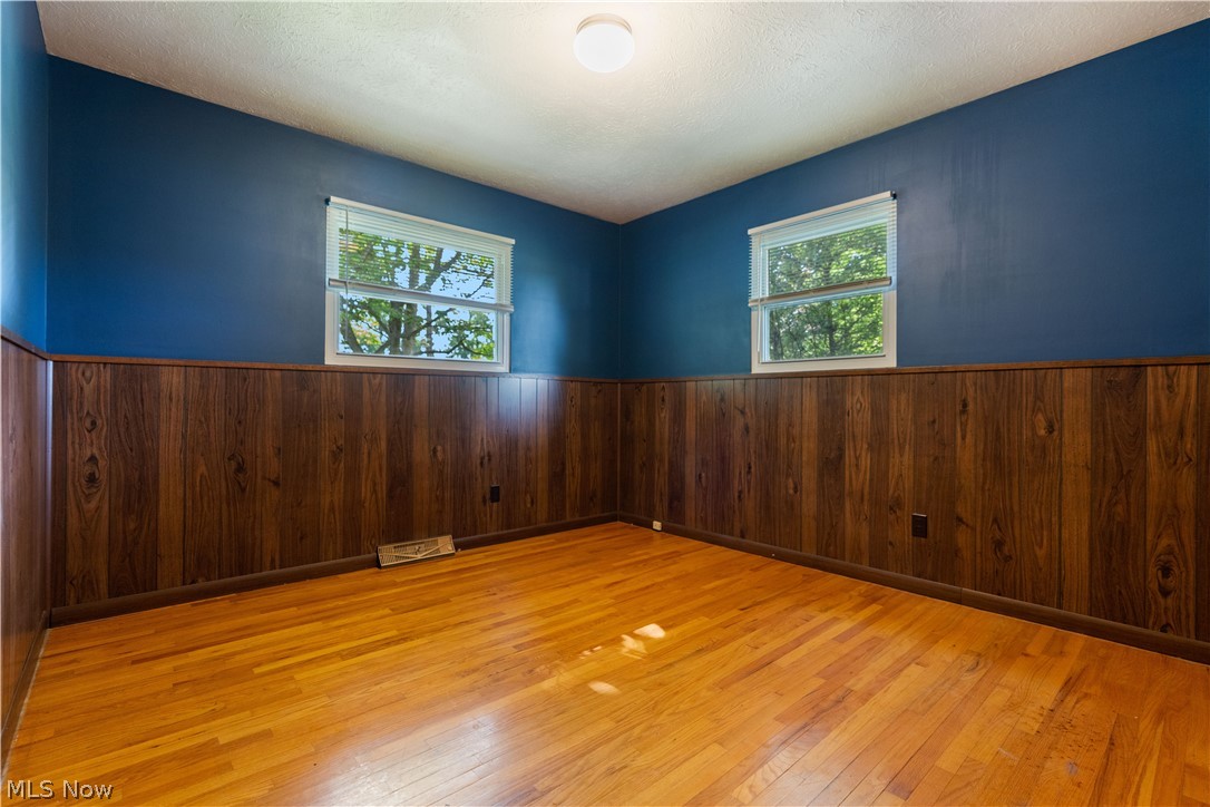 7505 Ivydale Avenue NW North Canton OH 44720
