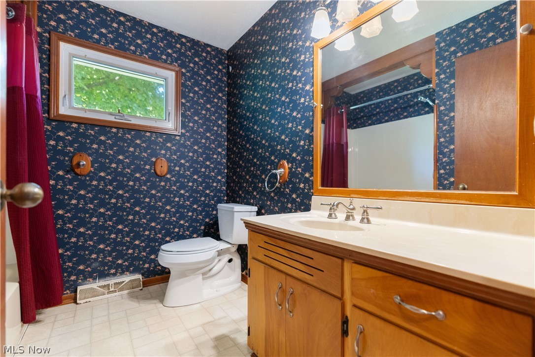 7505 Ivydale Avenue NW North Canton OH 44720