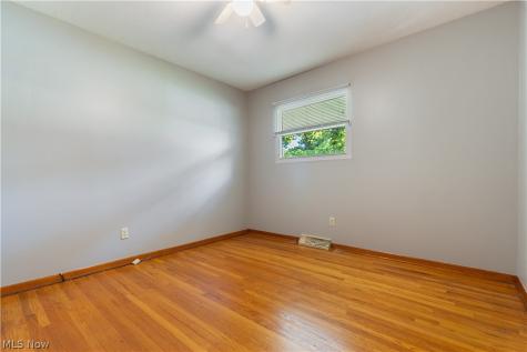 7505 Ivydale Avenue NW North Canton OH 44720