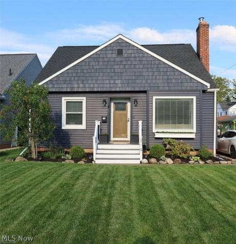 319 Elmwood Road Bay Village OH 44140