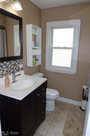 319 Elmwood Road Bay Village OH 44140
