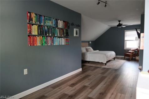 319 Elmwood Road Bay Village OH 44140