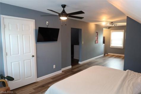 319 Elmwood Road Bay Village OH 44140