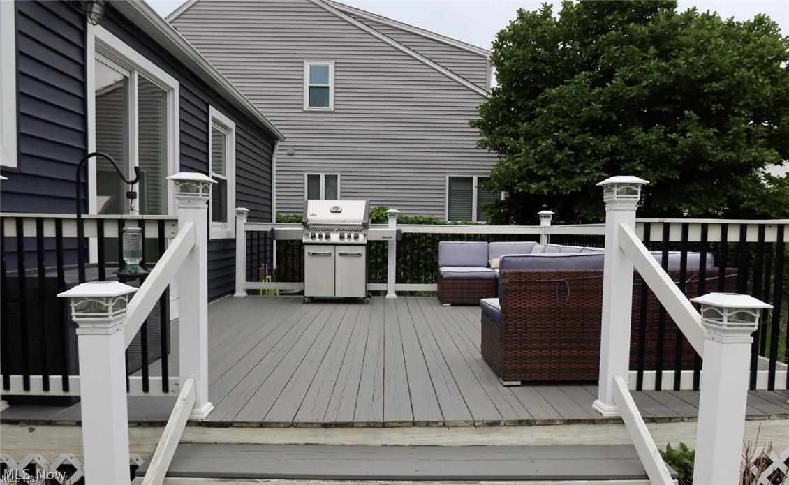 319 Elmwood Road Bay Village OH 44140