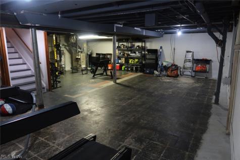 319 Elmwood Road Bay Village OH 44140
