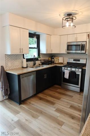 319 Elmwood Road Bay Village OH 44140