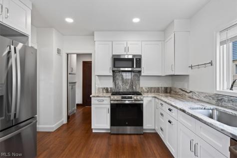 3596 W 155th Street Cleveland OH 44111