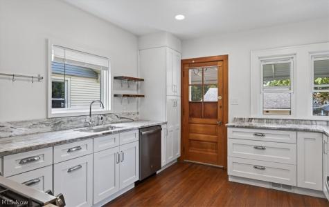 3596 W 155th Street Cleveland OH 44111