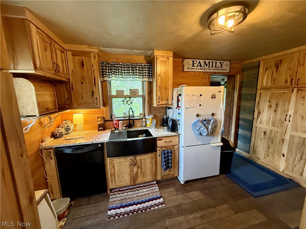 452 Niles Cortland Road SE Warren OH 44484