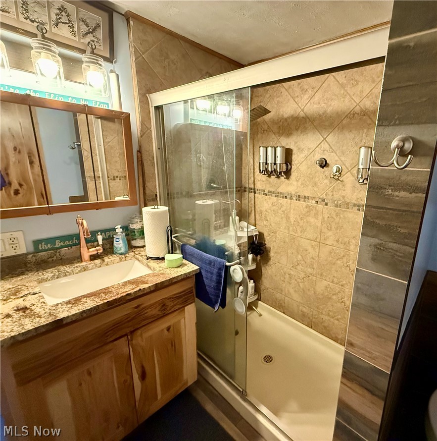 452 Niles Cortland Road SE Warren OH 44484
