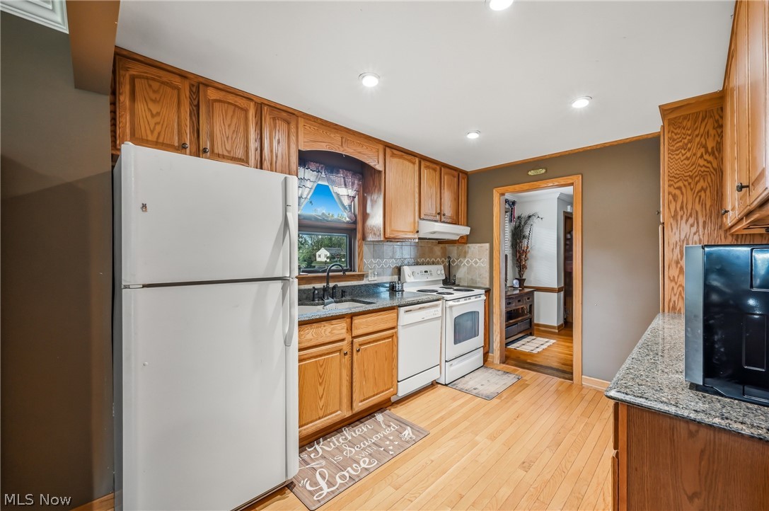 5863 Emerson Avenue NW Champion OH 44483