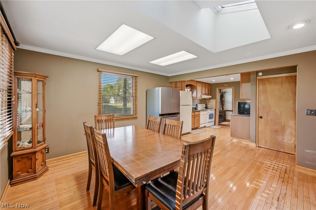 5863 Emerson Avenue NW Champion OH 44483