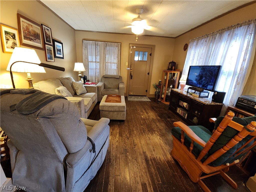 451 Allenford Street Akron OH 44314