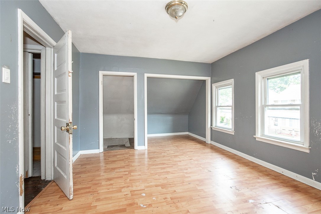 4507 Bridgeview Avenue Newburgh Heights OH 44105