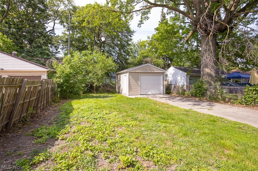 4507 Bridgeview Avenue Newburgh Heights OH 44105