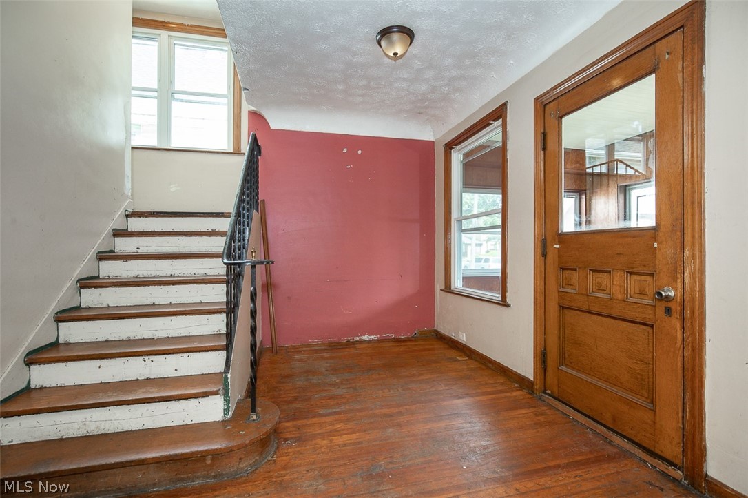 4507 Bridgeview Avenue Newburgh Heights OH 44105