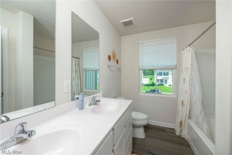 1422 Wood Fern Drive Akron OH 44312