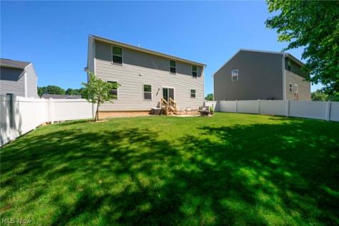 1422 Wood Fern Drive Akron OH 44312