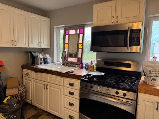285 Bethany Pike Wellsburg WV 26070
