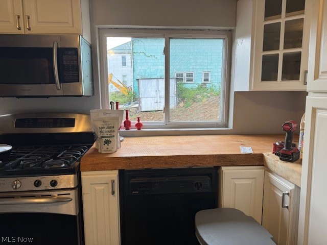 285 Bethany Pike Wellsburg WV 26070