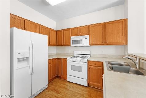 2195 Southampton Lane Avon OH 44011