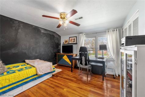 329 Baldwin Drive Berea OH 44017